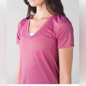 Lululemon What The Sport V-neck short-sleeve tee Heathered Jewelled Magenta/Gold